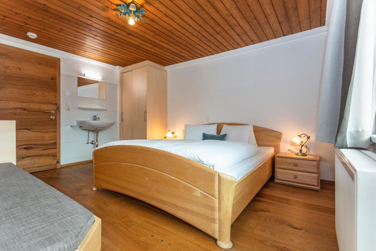 Gaestehaus Dreier Neukirchen am Großvenediger Εξωτερικό φωτογραφία